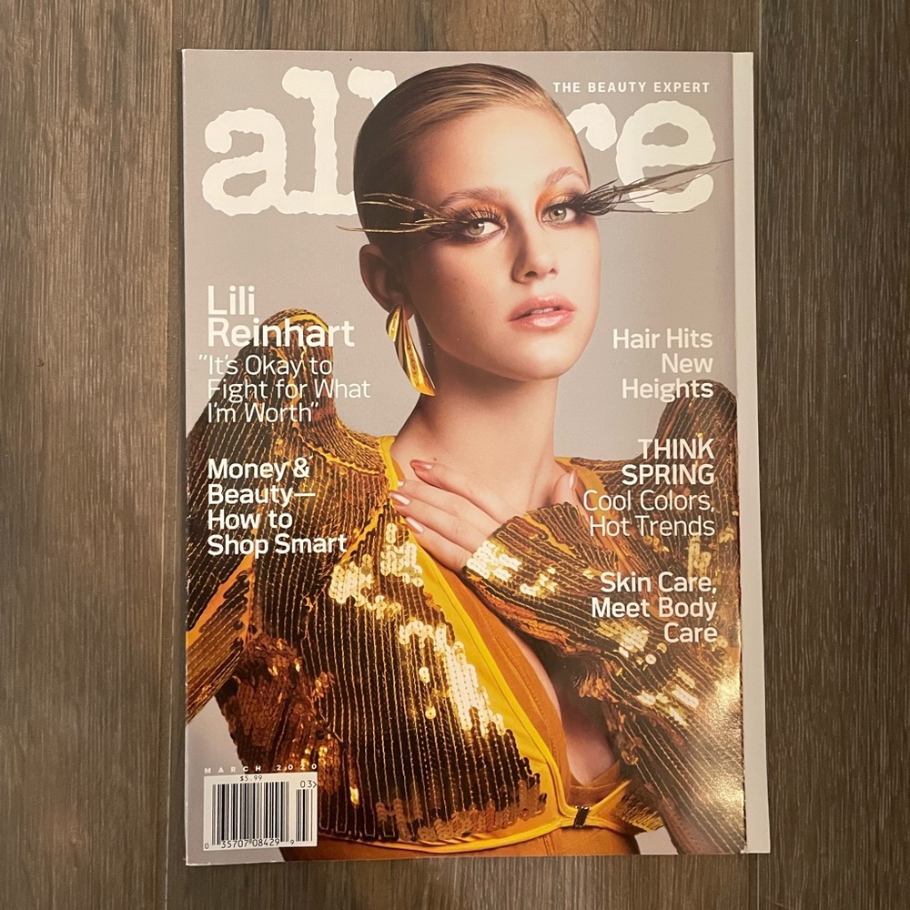 LILI REINHART ALLURE